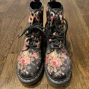 Dr. Martens Airwair Boots